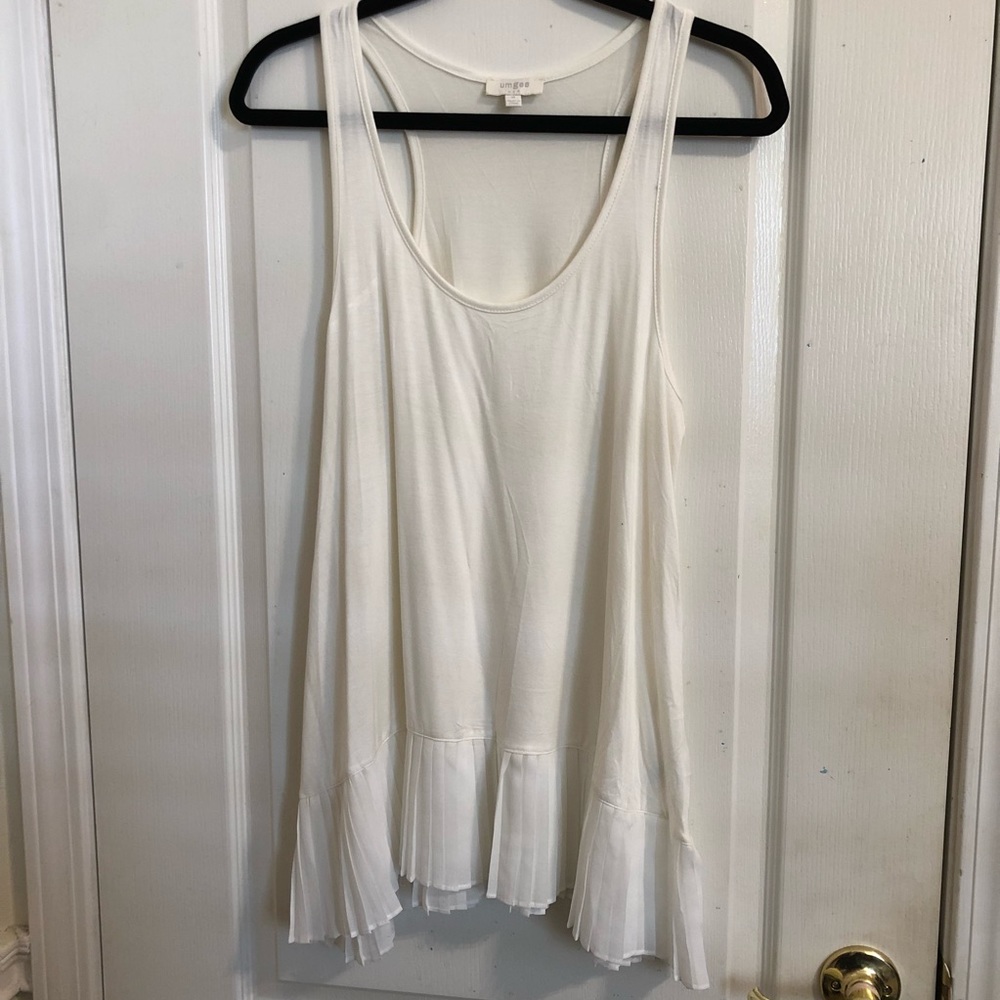 Umgee White Pleated Undershirt